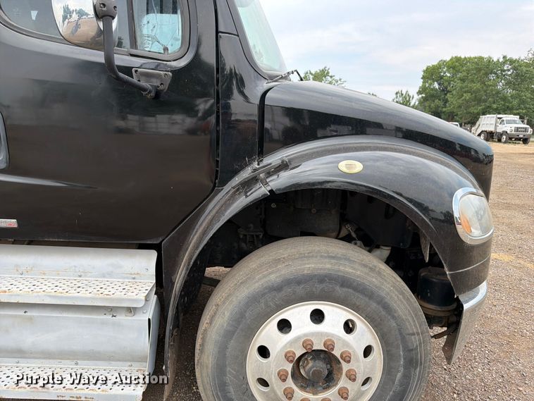 image for item FM7577 2011 Freightliner Business Class M2 Crew Cab hook lift truck