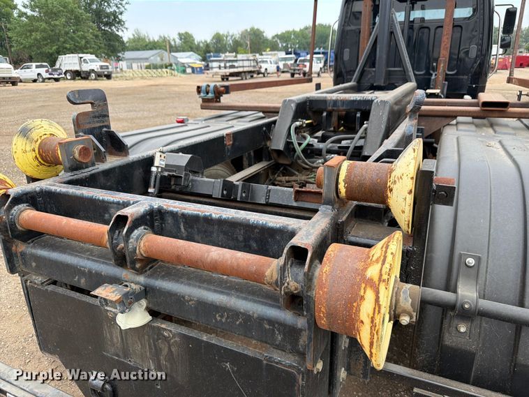 image for item FM7577 2011 Freightliner Business Class M2 Crew Cab hook lift truck