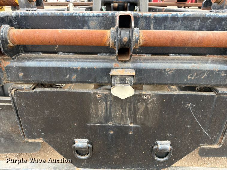 image for item FM7577 2011 Freightliner Business Class M2 Crew Cab hook lift truck