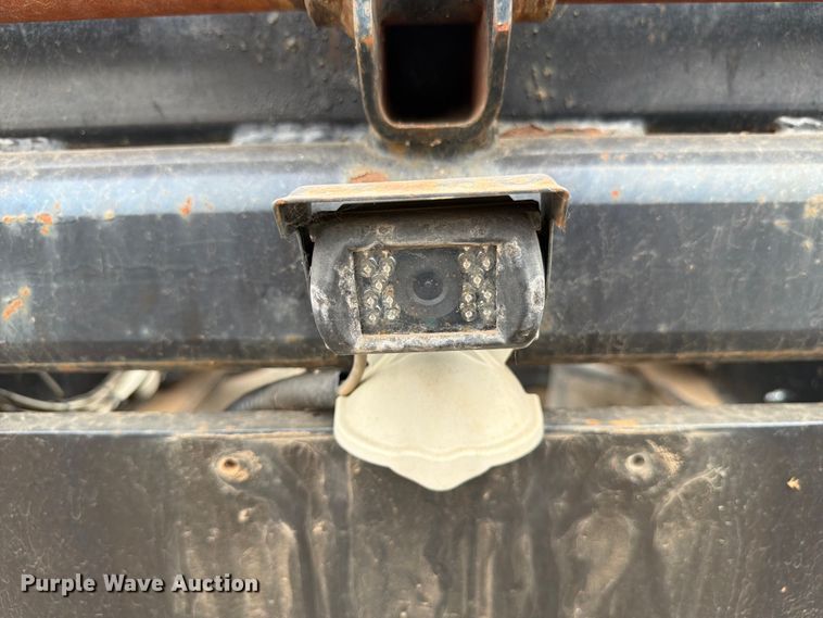 image for item FM7577 2011 Freightliner Business Class M2 Crew Cab hook lift truck