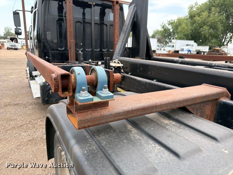 image for item FM7577 2011 Freightliner Business Class M2 Crew Cab hook lift truck
