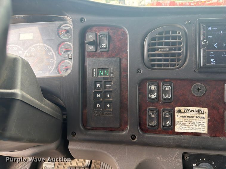 image for item FM7577 2011 Freightliner Business Class M2 Crew Cab hook lift truck