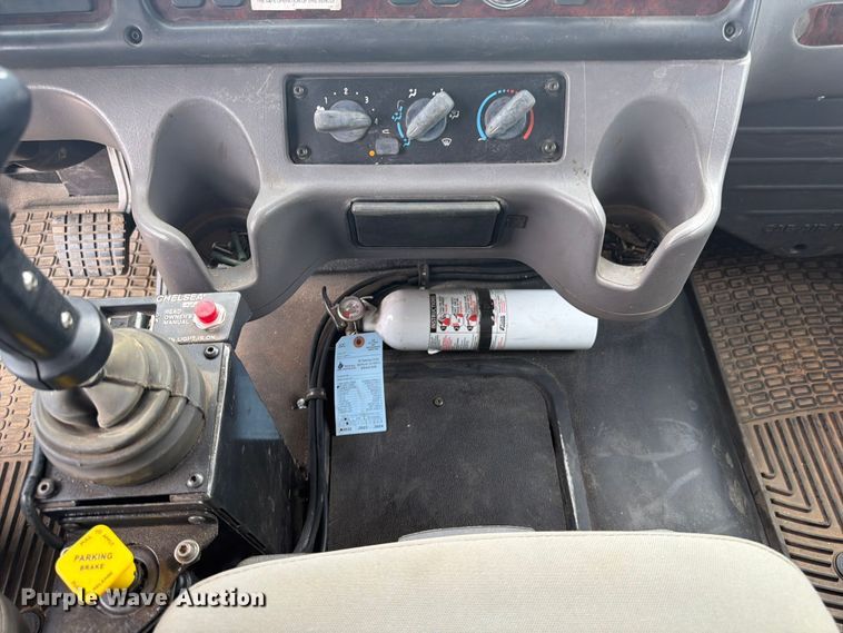 image for item FM7577 2011 Freightliner Business Class M2 Crew Cab hook lift truck