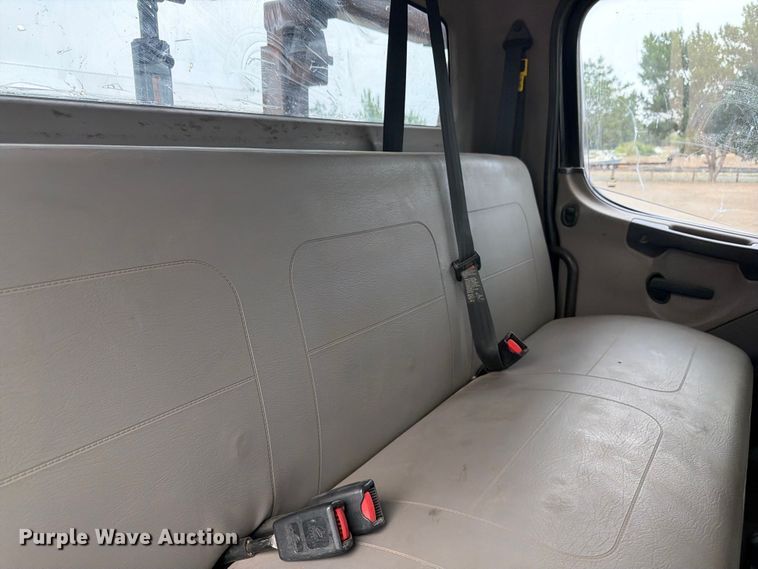 image for item FM7577 2011 Freightliner Business Class M2 Crew Cab hook lift truck