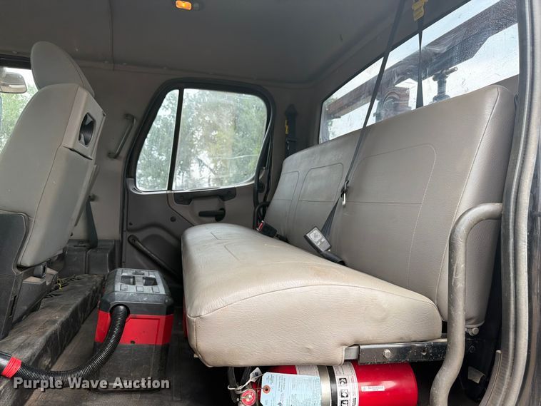 image for item FM7577 2011 Freightliner Business Class M2 Crew Cab hook lift truck