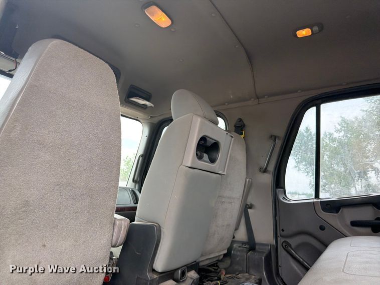 image for item FM7577 2011 Freightliner Business Class M2 Crew Cab hook lift truck