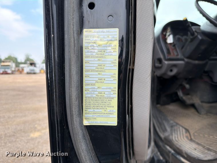 image for item FM7577 2011 Freightliner Business Class M2 Crew Cab hook lift truck