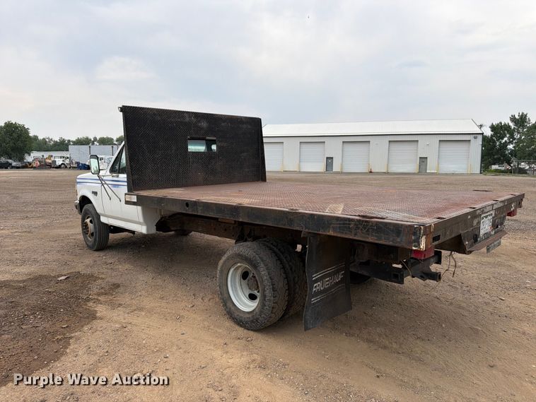 image for item FM7578 1996 Ford F450 Super Duty dump flatbed truck