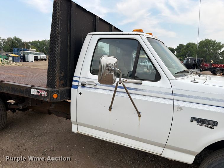 image for item FM7578 1996 Ford F450 Super Duty dump flatbed truck