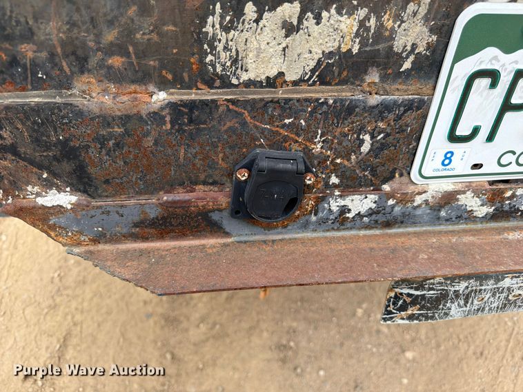 image for item FM7578 1996 Ford F450 Super Duty dump flatbed truck