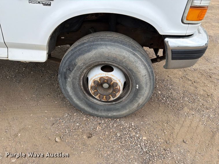 image for item FM7578 1996 Ford F450 Super Duty dump flatbed truck