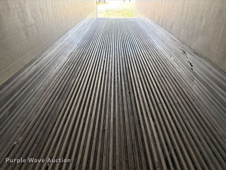 image for item FM7600 2008 Utility Trailer VS2RA refrigerated van trailer