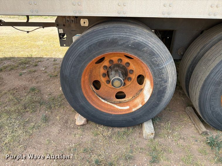 image for item FM7600 2008 Utility Trailer VS2RA refrigerated van trailer