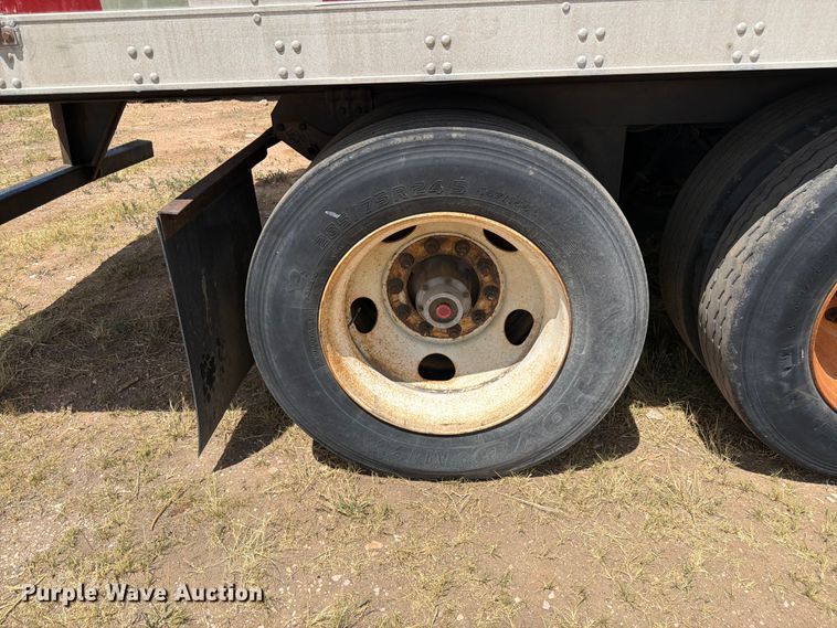 image for item FM7600 2008 Utility Trailer VS2RA refrigerated van trailer