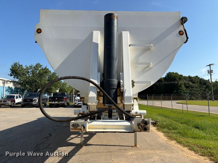 image for item FN2013 2021 Manac Trailers Usa end dump trailer