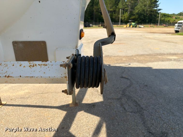image for item FN2013 2021 Manac Trailers Usa end dump trailer