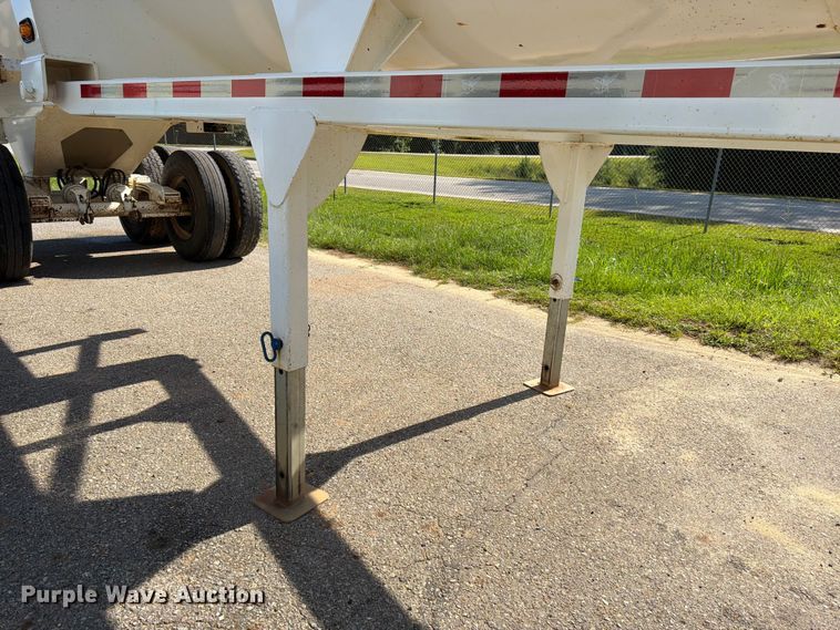 image for item FN2013 2021 Manac Trailers Usa end dump trailer