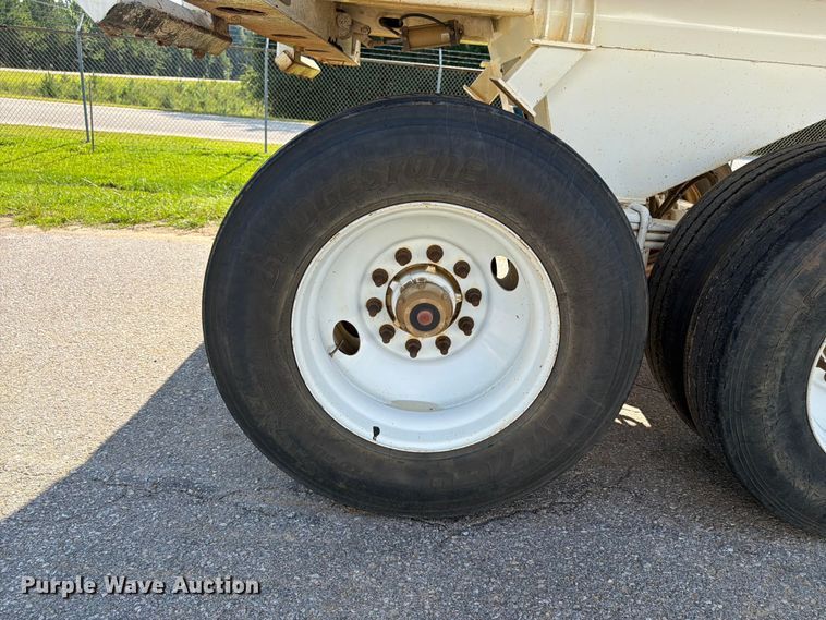 image for item FN2013 2021 Manac Trailers Usa end dump trailer