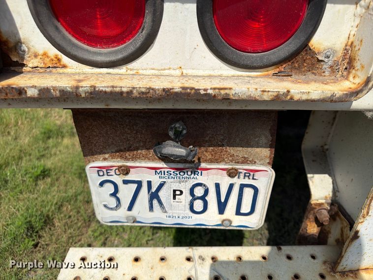 image for item FP4010 2004 Stoughton Trailers AVXW-535T-S-C-AR dry van trailer