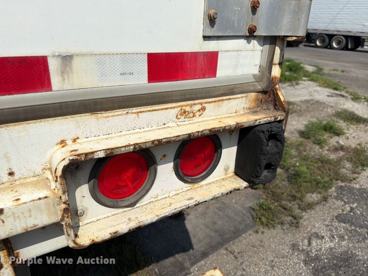 image for item FP4010 2004 Stoughton Trailers AVXW-535T-S-C-AR dry van trailer
