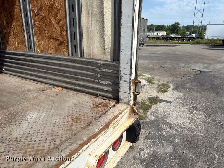 image for item FP4010 2004 Stoughton Trailers AVXW-535T-S-C-AR dry van trailer