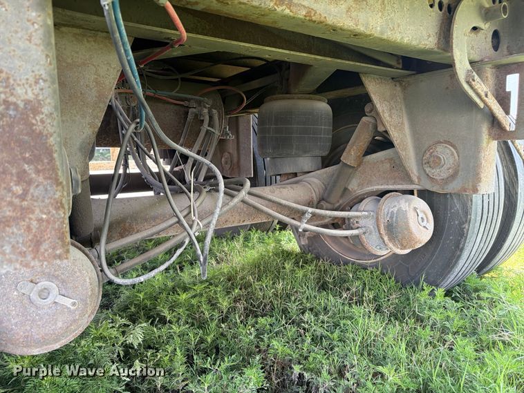image for item FP4010 2004 Stoughton Trailers AVXW-535T-S-C-AR dry van trailer