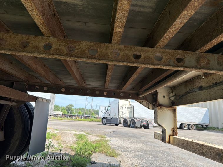 image for item FP4010 2004 Stoughton Trailers AVXW-535T-S-C-AR dry van trailer