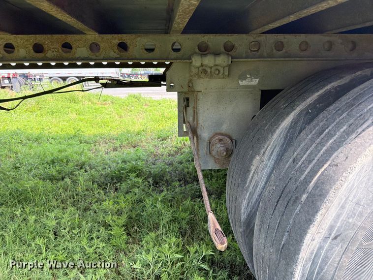 image for item FP4010 2004 Stoughton Trailers AVXW-535T-S-C-AR dry van trailer