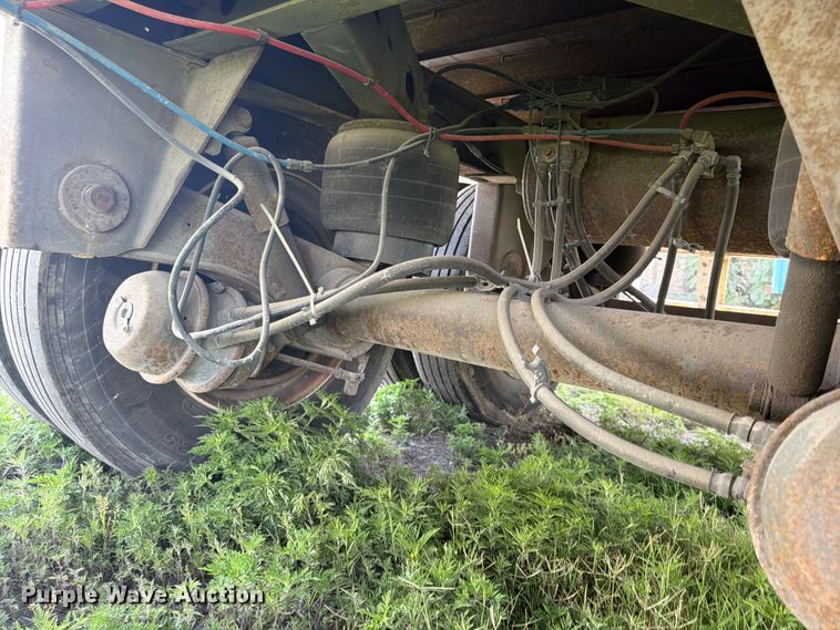image for item FP4010 2004 Stoughton Trailers AVXW-535T-S-C-AR dry van trailer