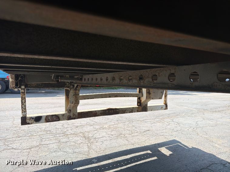 image for item FP4011 2006 Stoughton Trailers AVXW-535T-S-C-AR dry van trailer