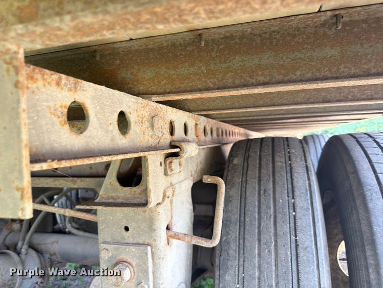 image for item FP4011 2006 Stoughton Trailers AVXW-535T-S-C-AR dry van trailer