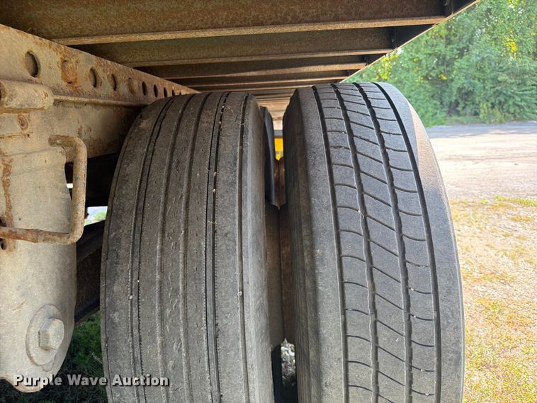 image for item FP4011 2006 Stoughton Trailers AVXW-535T-S-C-AR dry van trailer