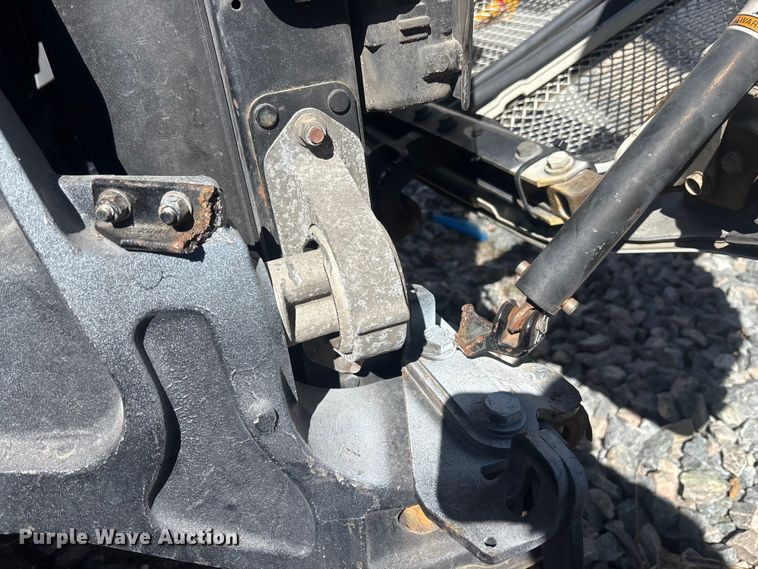 image for item YA1786 2023 Kenworth T680 semi truck
