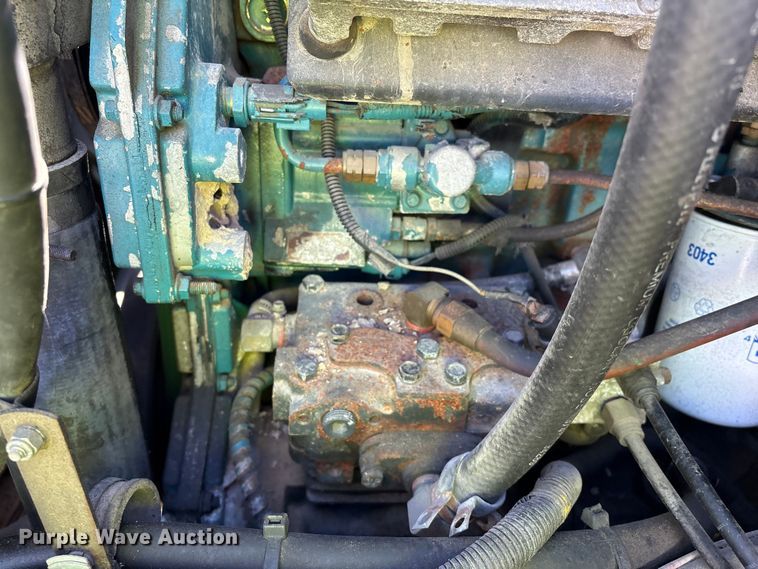 image for item YA1961 2001 International 4700 utilitiy / service truck with reel carrier