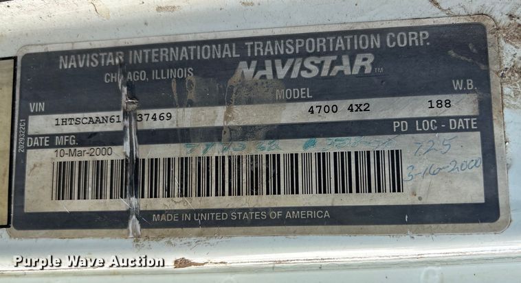 image for item YA1961 2001 International 4700 utilitiy / service truck with reel carrier