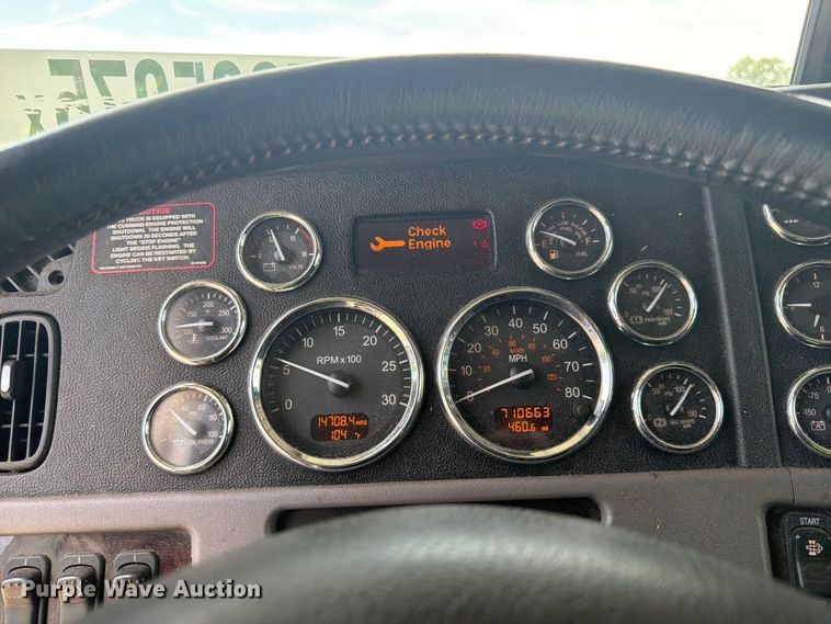image for item YA2155 2021 Peterbilt 389 semi truck