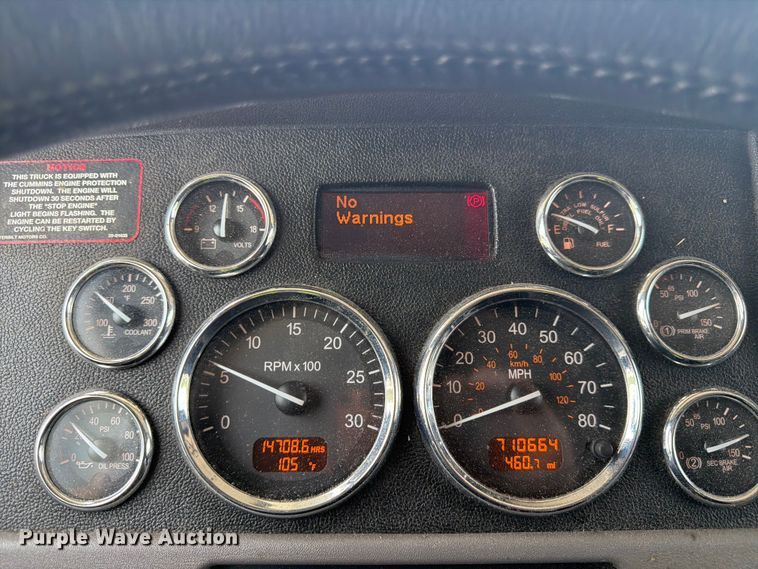 image for item YA2155 2021 Peterbilt 389 semi truck