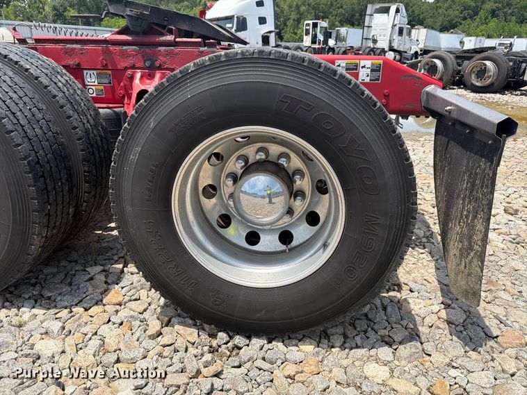 image for item YA2155 2021 Peterbilt 389 semi truck