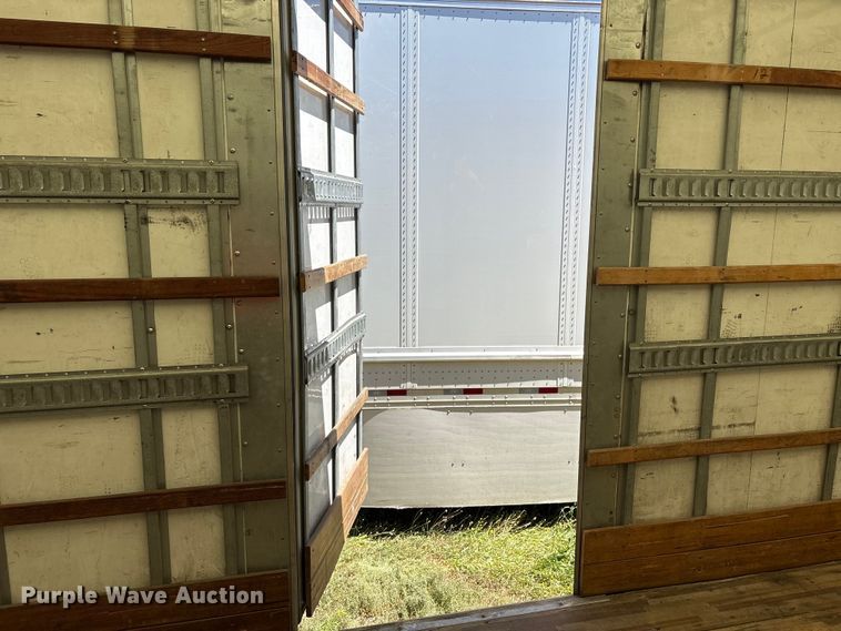 image for item YA2223 2019 International 4300 box truck