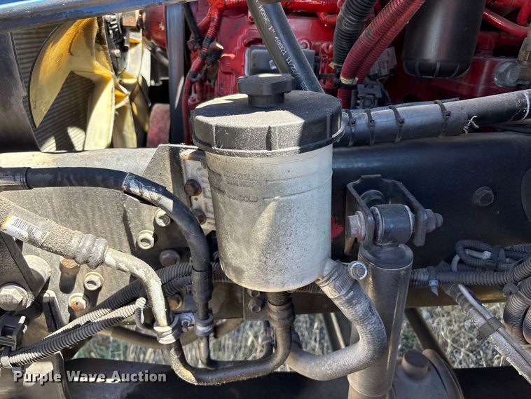image for item YA2223 2019 International 4300 box truck