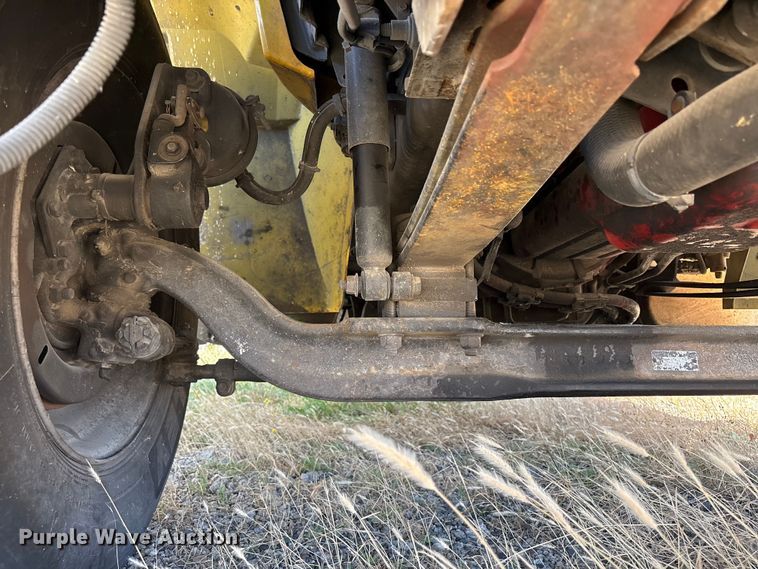 image for item YA2223 2019 International 4300 box truck