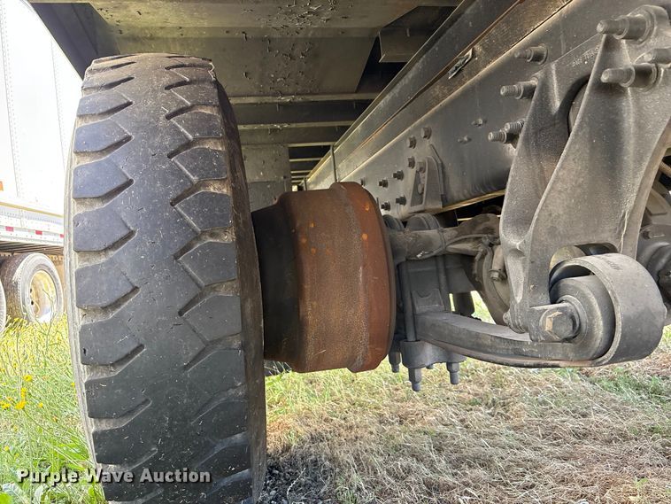 image for item YA2223 2019 International 4300 box truck