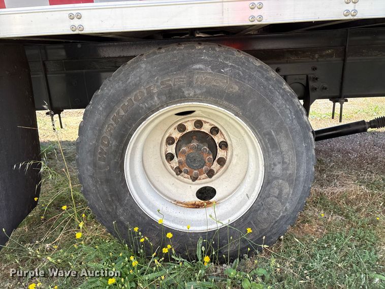 image for item YA2223 2019 International 4300 box truck