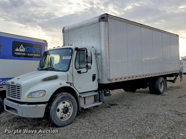 2019 Freightliner Business Class M2 box truck