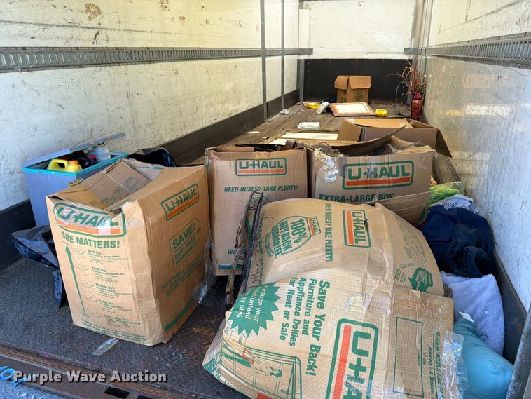 image for item YA2502 2018 International 4300 box truck
