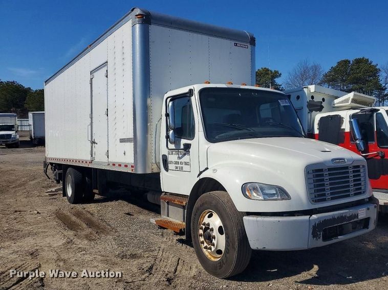 2020 Freightliner Business Class M2 box truck