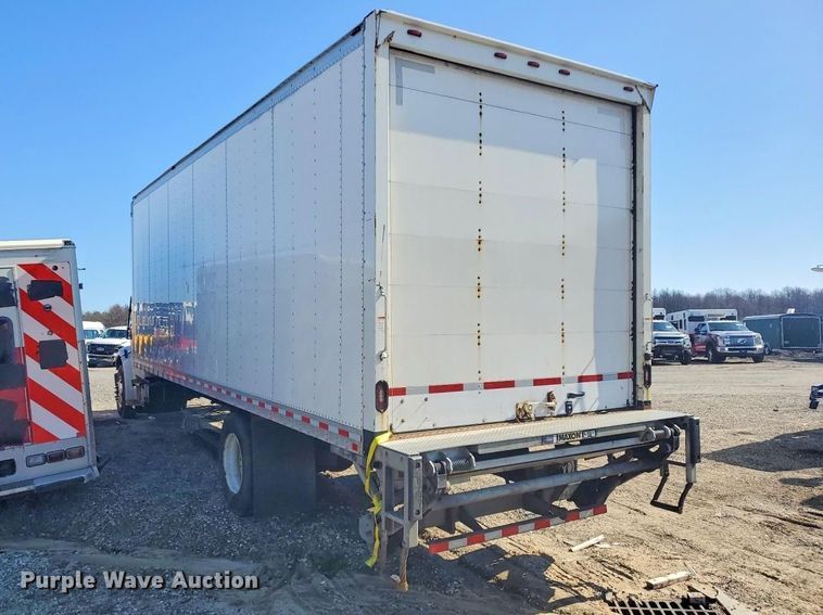 image for item YA2610 2020 Freightliner Business Class M2 box truck