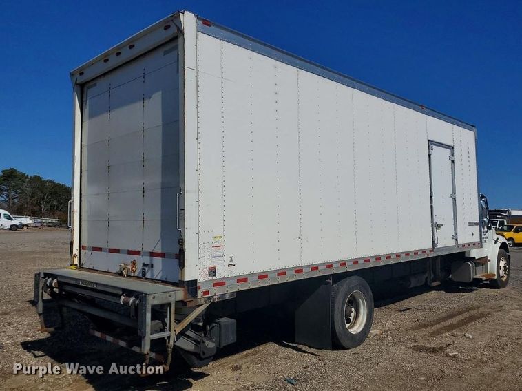 image for item YA2610 2020 Freightliner Business Class M2 box truck