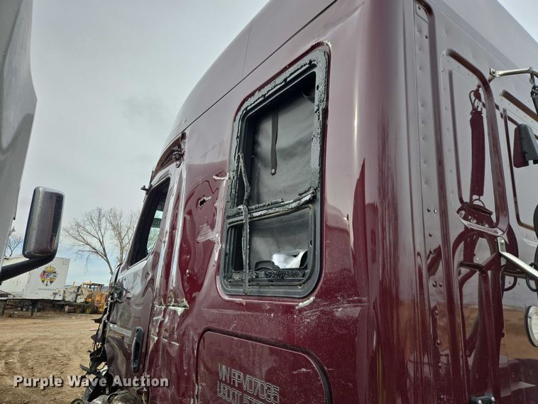 image for item YA2763 2024 Western Star 49X semi truck