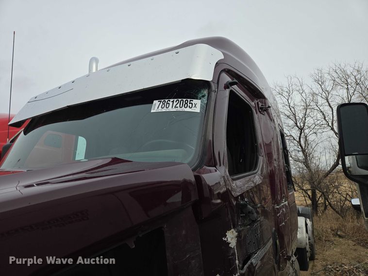 image for item YA2763 2024 Western Star 49X semi truck